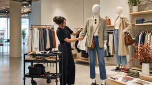 Merchandise Displayer