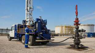 Oil and Gas Service Unit Operator