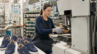 Shoe Machine Operator