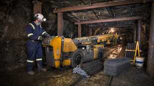 Underground Roof Bolter
